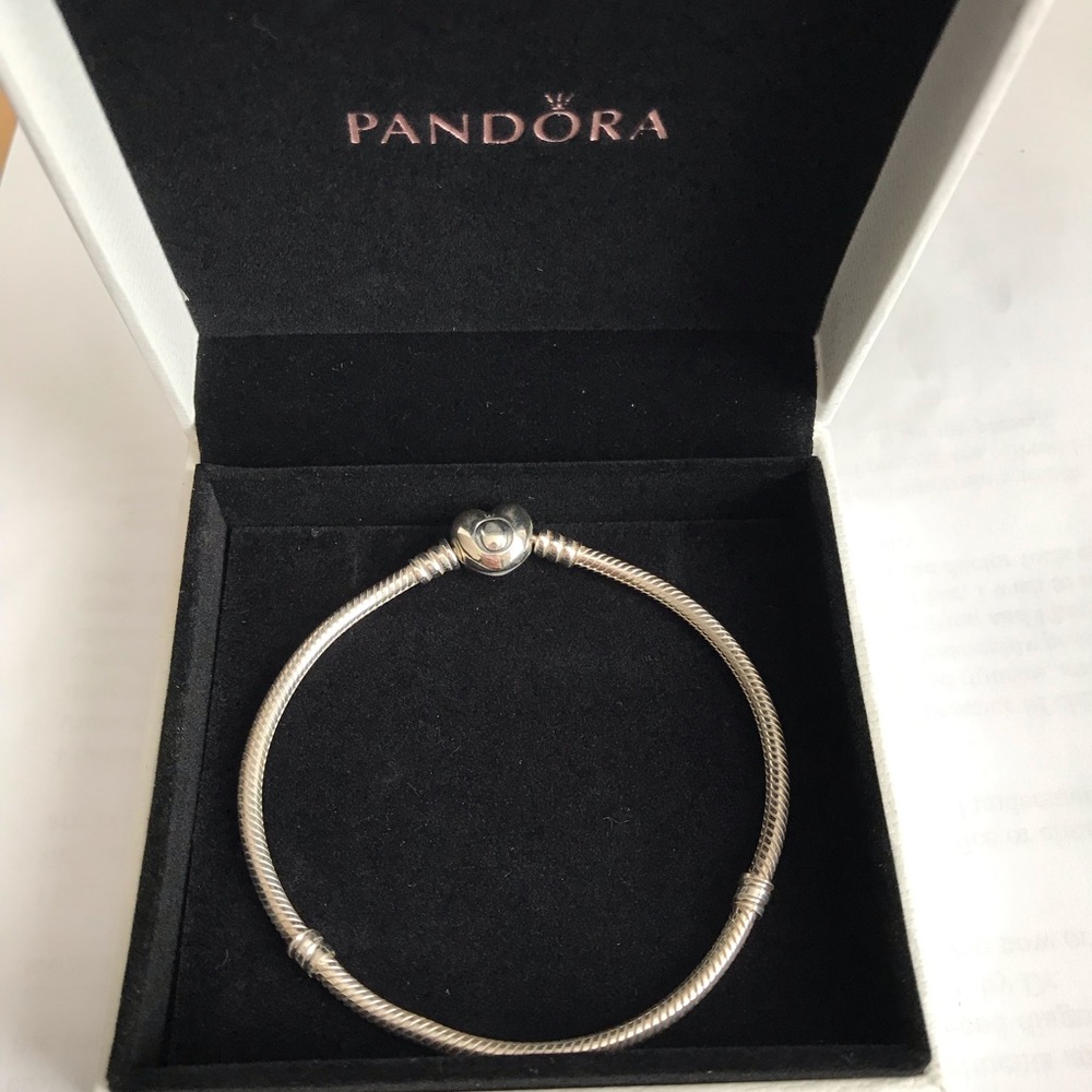 NEW Pandora Heart & Snake Chain Bracelet